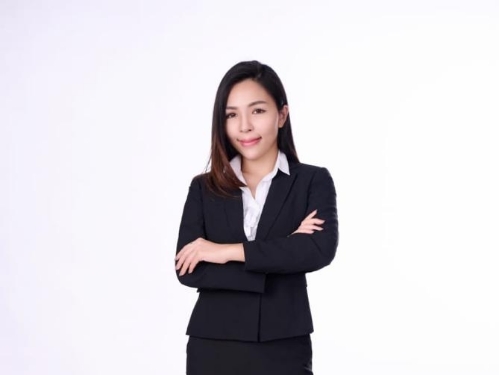 Elaine Chen