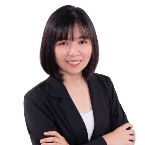 Julia Tan