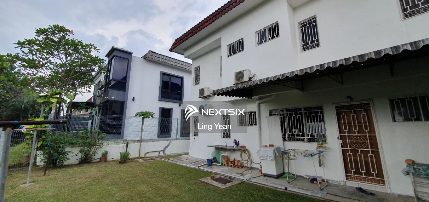 Semi-detached House For Sale in Damansara Jaya Selangor - Image 13