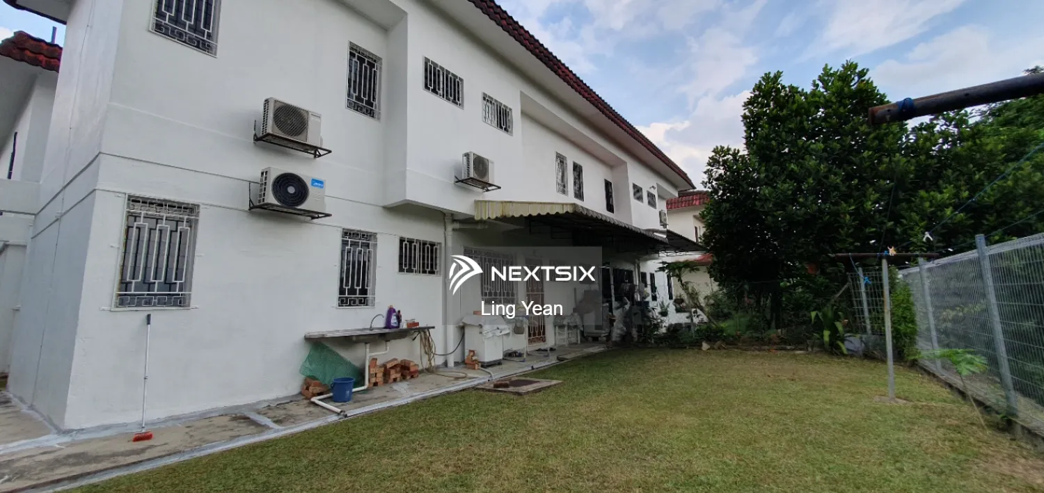 Semi-detached House For Sale in Damansara Jaya Selangor - Image 14