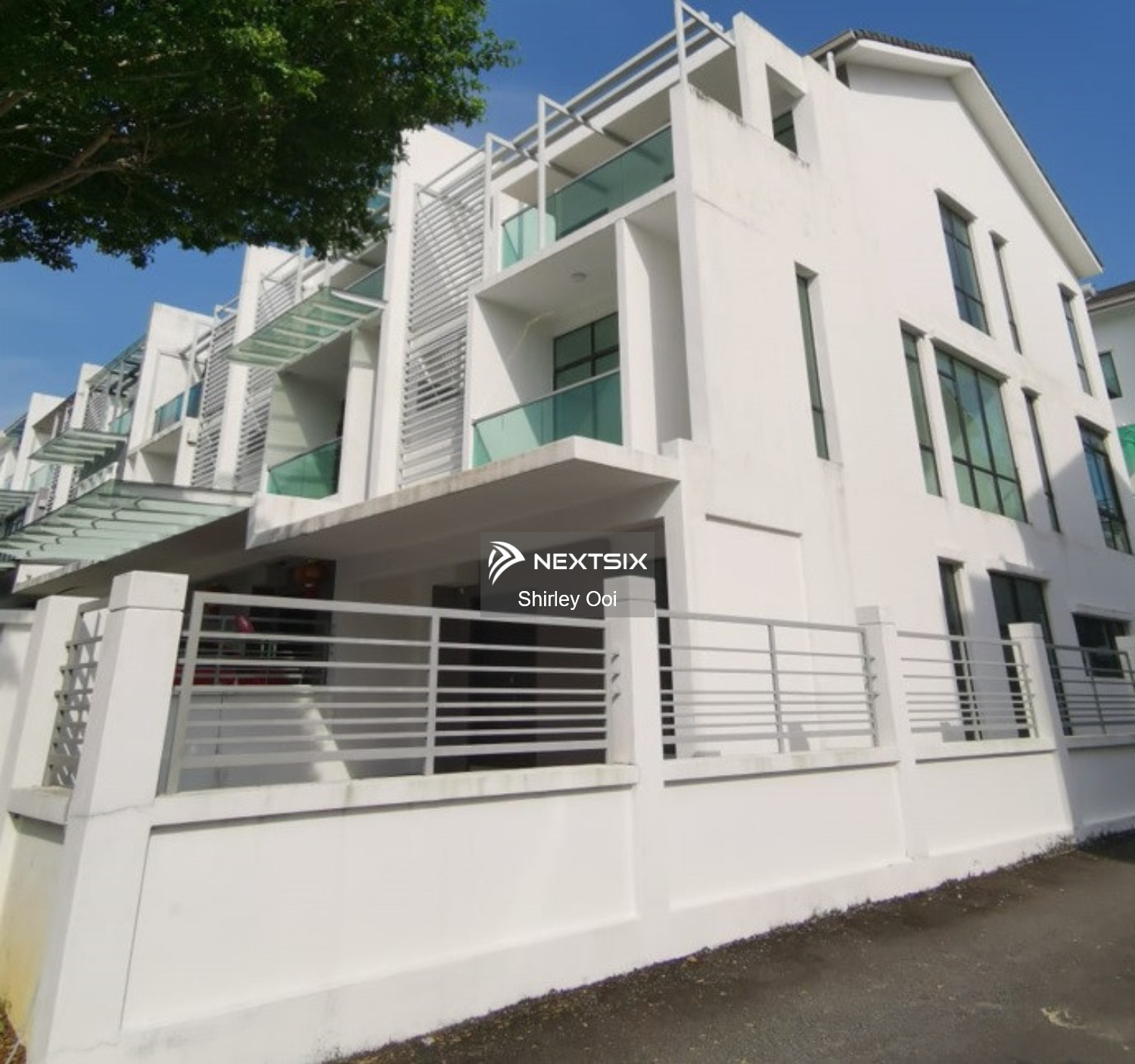3-sty Superlink House For Sale in Bandar Kinrara Selangor