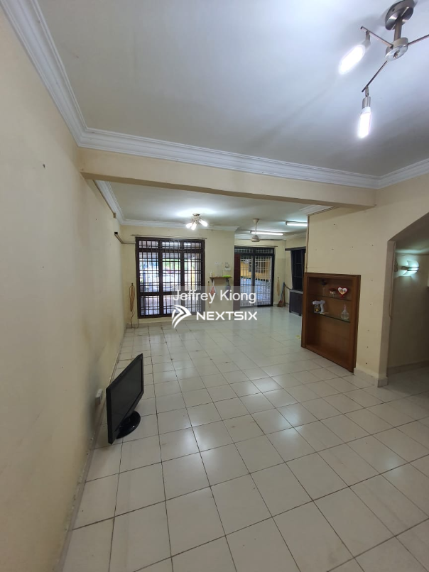 2-sty Superlink House For Sale in Johor Bahru Johor - Image 4