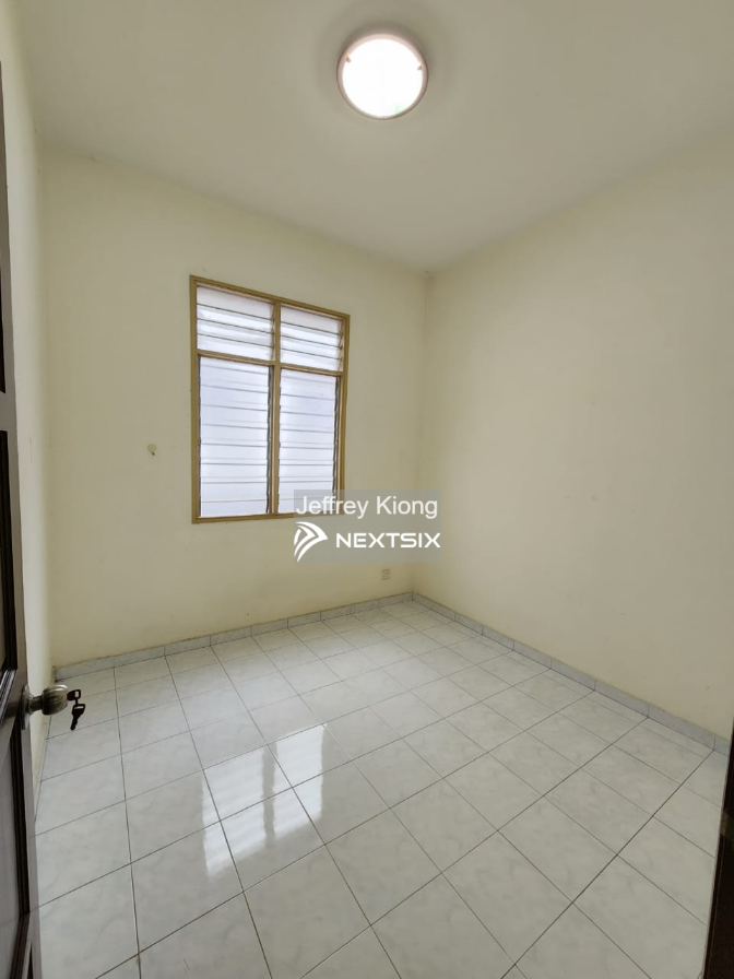 2-sty Terrace/Link House For Sale in Johor Bahru Johor - Image 11
