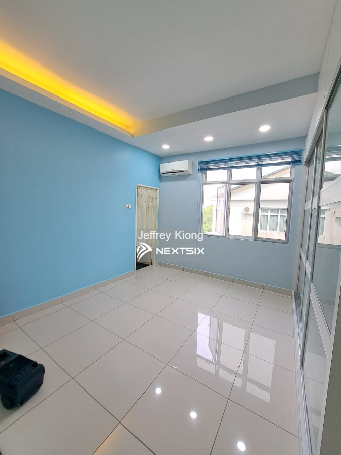 Semi-detached House For Sale in Skudai Johor - Image 6