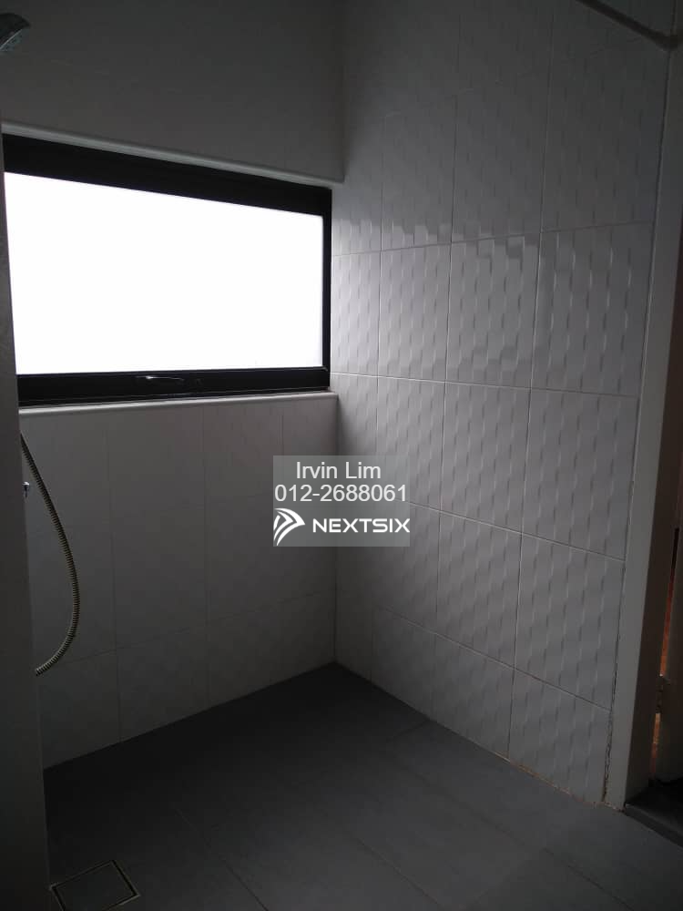 2.5-sty Terrace/Link House For Sale in Seri Kembangan Selangor - Image 6