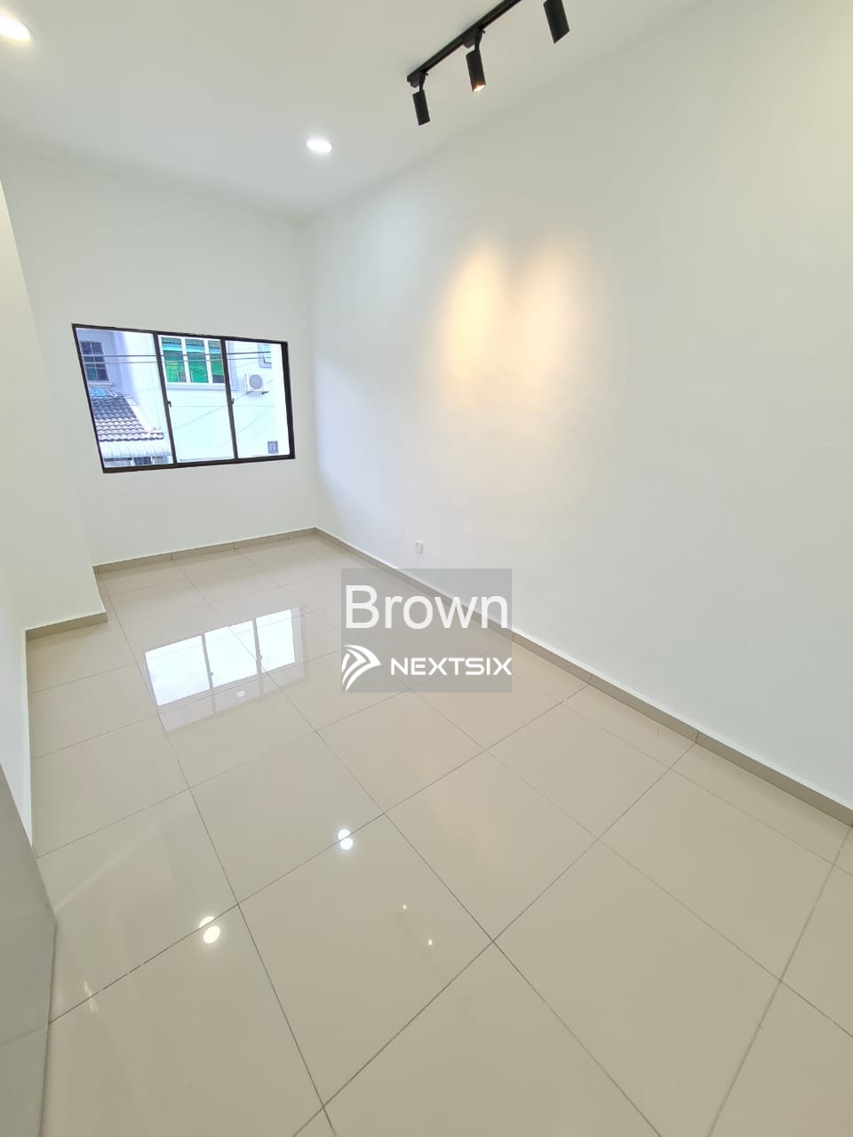 2-sty Terrace/Link House For Sale in Johor Bahru Johor - Image 4