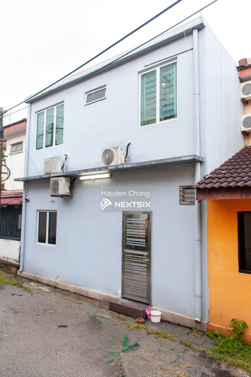 2-sty Superlink House For Sale in Ulu Tiram Johor - Image 2