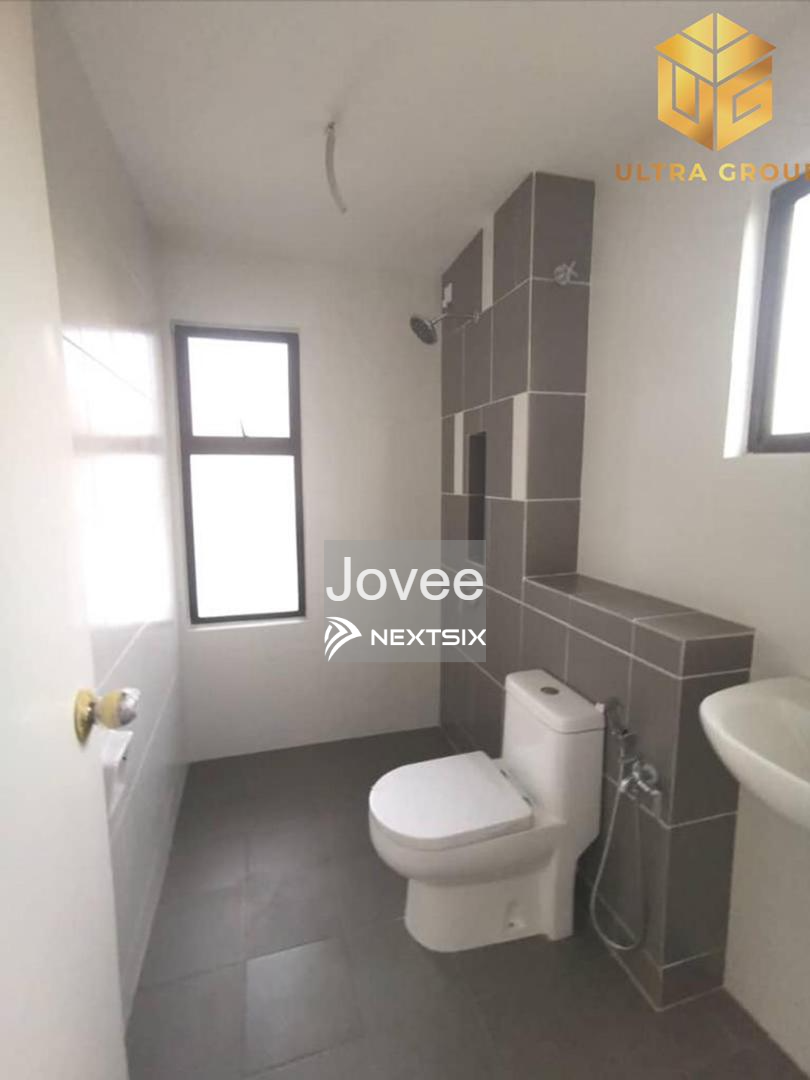 2-sty Terrace/Link House For Rent in Setia Alam Selangor - Image 13