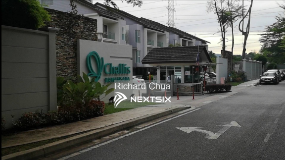 Townhouse For Sale in Kota Damansara Selangor - Image 5