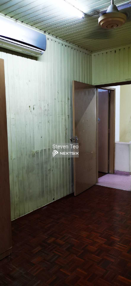 2-sty Terrace/Link House For Sale in Jalan Klang Lama Wilayah Persekutuan Kuala Lumpur - Image 9
