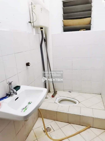 2-sty Terrace/Link House For Sale in Ulu Tiram Johor - Image 5