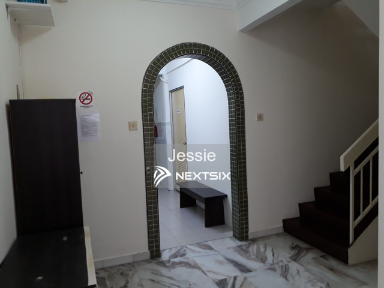 2-sty Terrace/Link House For Sale in Bandar Sunway Selangor - Image 6