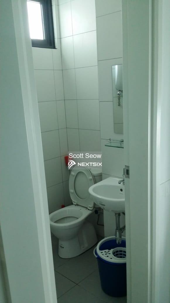 Condominium For Rent in Gelugor Penang - Image 7