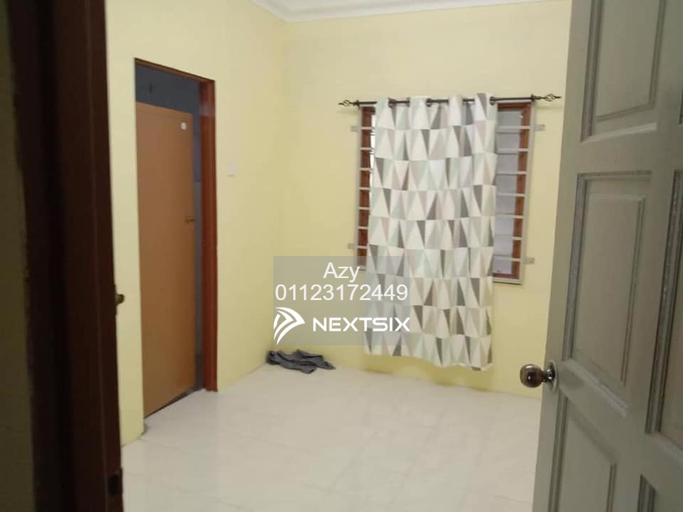 Semi-detached House For Sale in Seremban Negeri Sembilan - Image 4