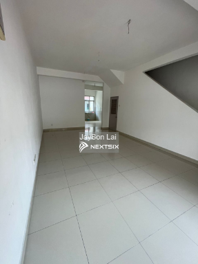 2-sty Superlink House For Sale in Puchong Selangor - Image 4