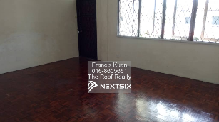 Semi-detached House For Rent in Kuching Sarawak - Image 10