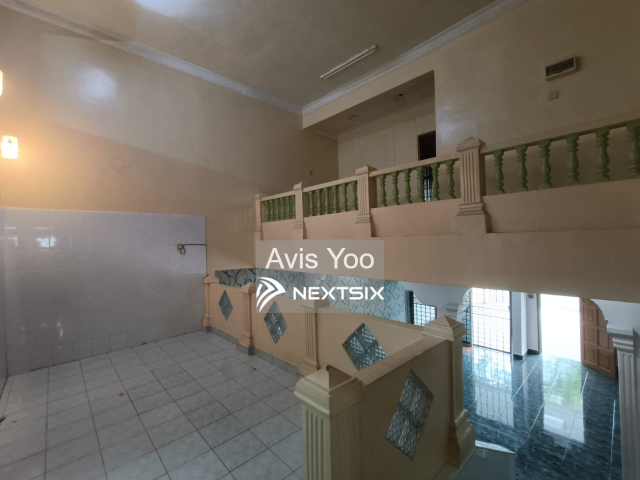 1.5-sty Terrace/Link House For Sale in Ulu Tiram Johor - Image 8