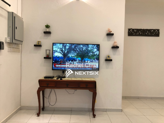 Bungalow For Rent in Bachang Melaka - Image 2