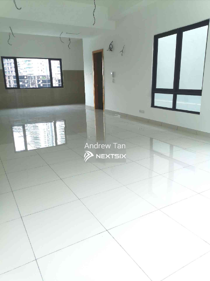4-sty Terrace/Link House For Sale in Damansara Perdana Selangor - Image 2