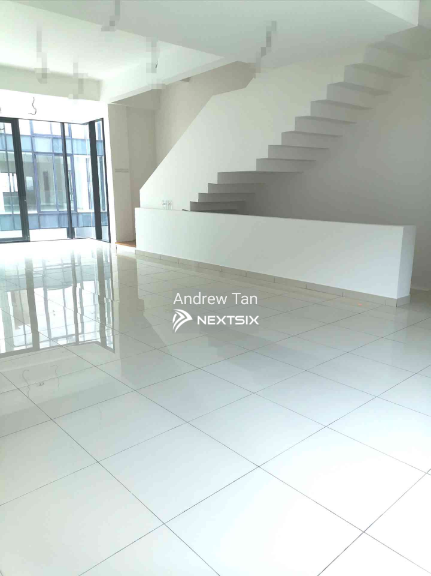 4-sty Terrace/Link House For Sale in Damansara Perdana Selangor - Image 4