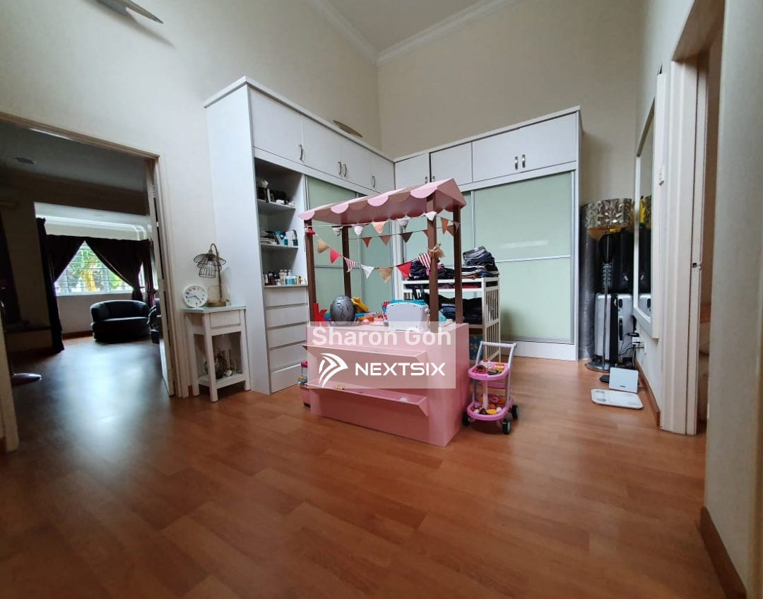 2-sty Terrace/Link House For Sale in Bukit Jelutong Selangor - Image 6