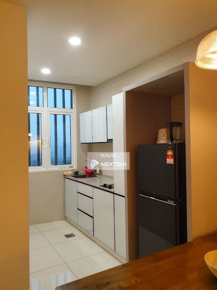 Serviced Residence For Sale in Salak Selatan Wilayah Persekutuan Kuala Lumpur - Image 2