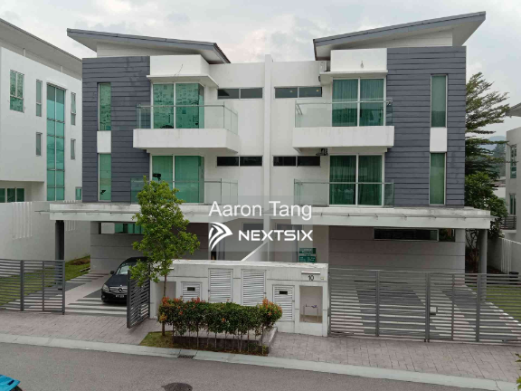 Bungalow For Sale in Damansara Perdana Selangor - Image 15
