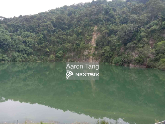 Bungalow For Sale in Damansara Perdana Selangor - Image 16