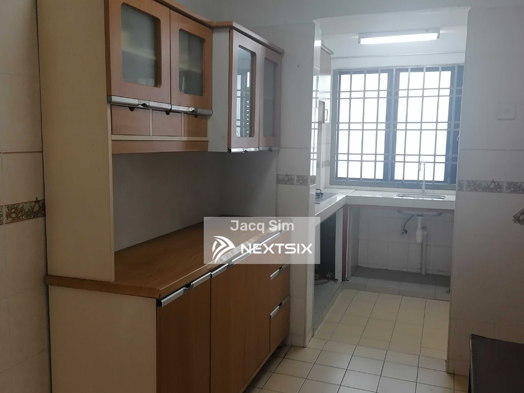 3-sty Terrace/Link House For Sale in Perling Johor - Image 5