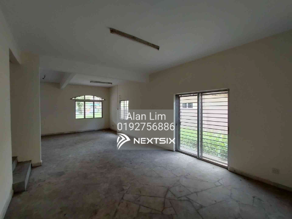 Semi-detached House For Sale in Klang Selangor - Image 3