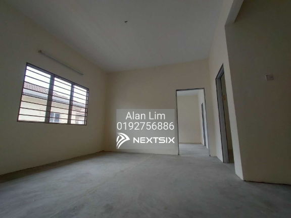 Semi-detached House For Sale in Klang Selangor - Image 5