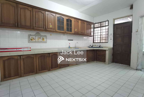 2-sty Terrace/Link House For Sale in Bandar Utama Selangor - Image 14