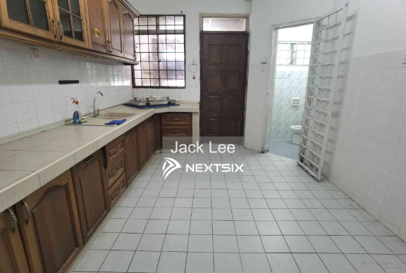 2-sty Terrace/Link House For Sale in Bandar Utama Selangor - Image 7