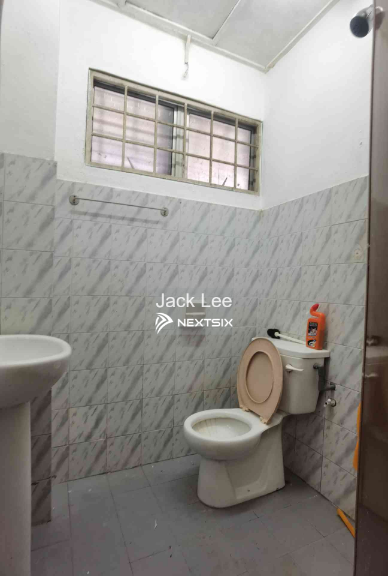 2-sty Terrace/Link House For Sale in Bandar Utama Selangor - Image 8