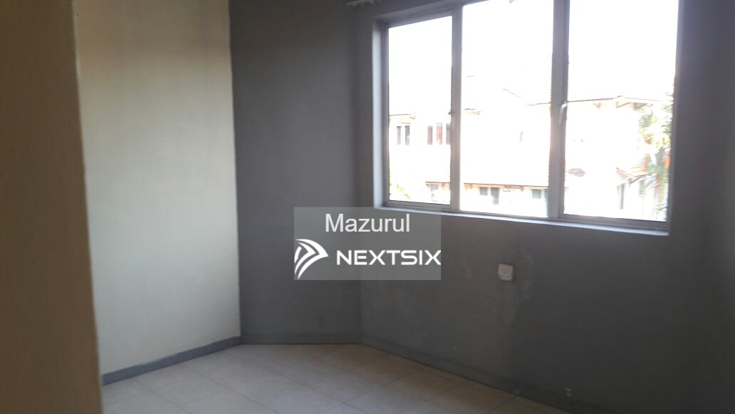 Townhouse For Sale in Tampoi Johor - Image 5