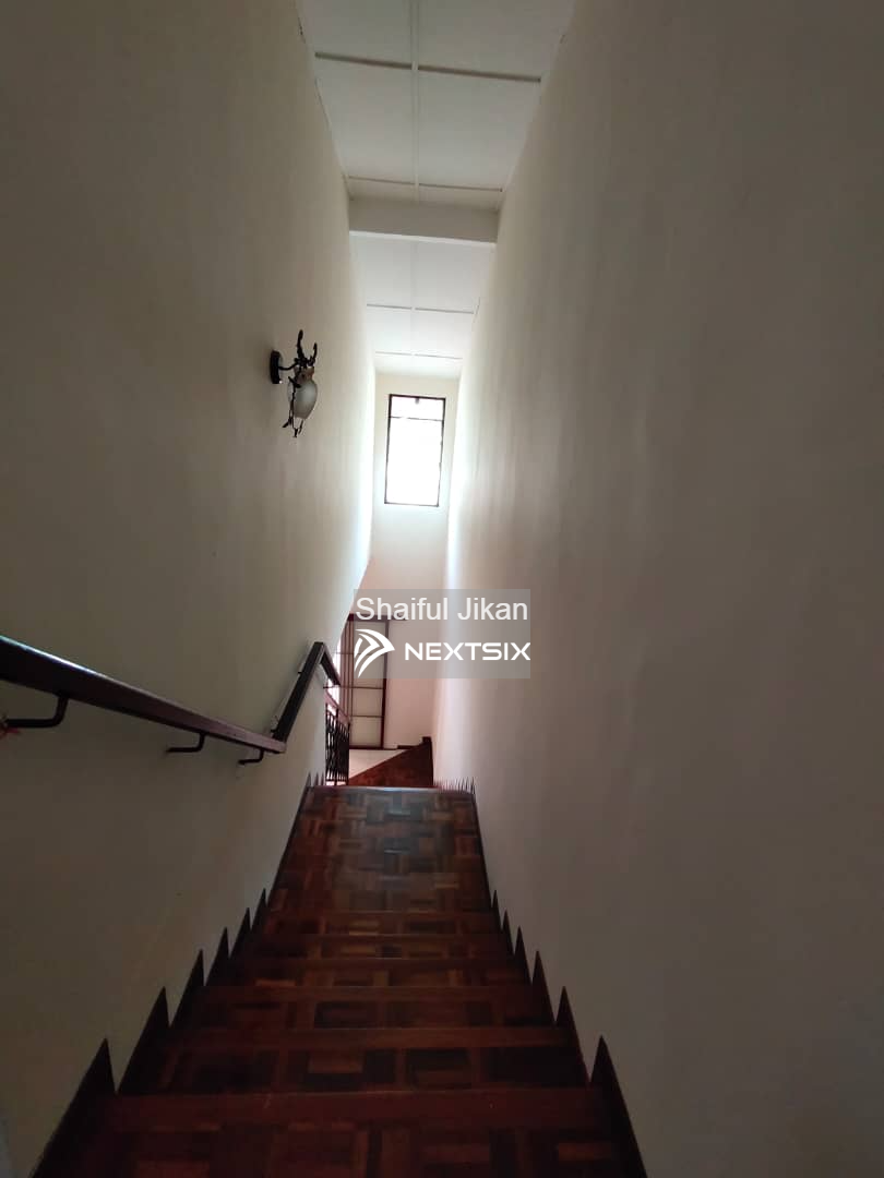 2-sty Terrace/Link House For Sale in Petaling Jaya Selangor - Image 6
