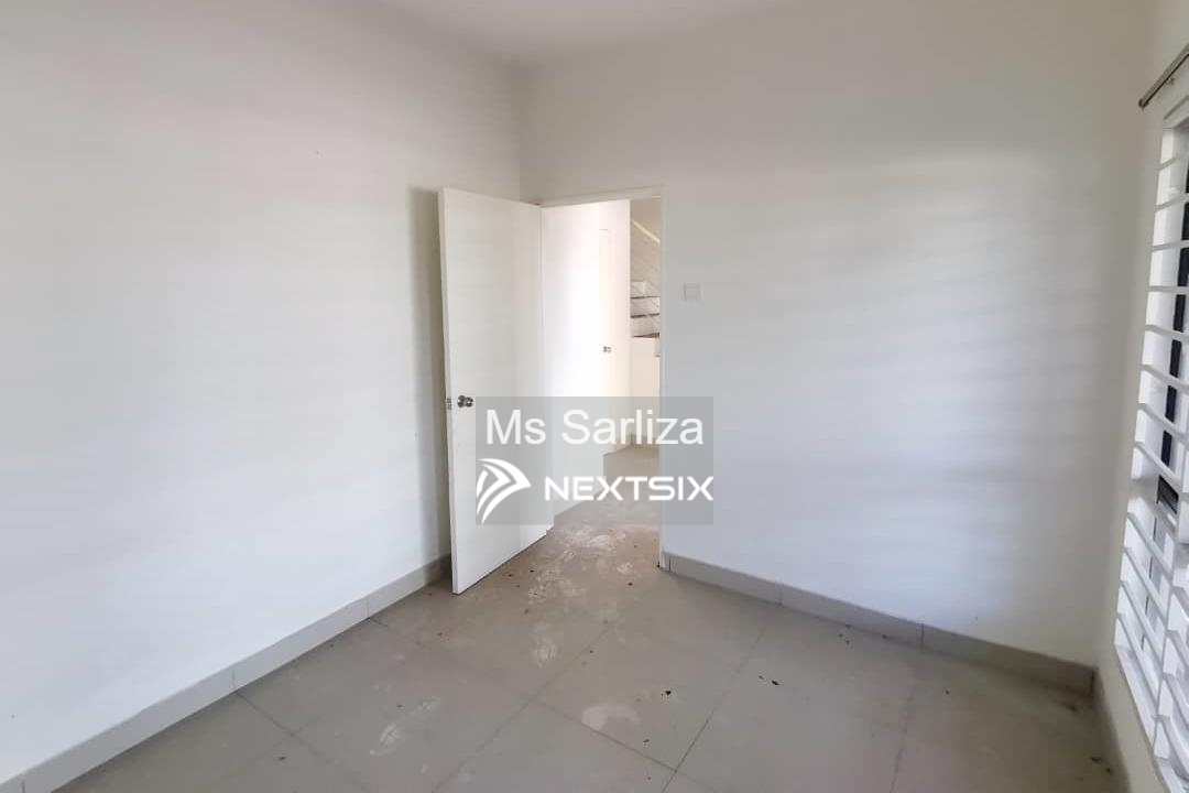 2.5-sty Terrace/Link House For Sale in Sungai Buloh Selangor - Image 3