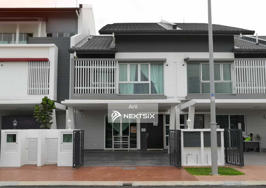 Semi-detached House For Sale in Cyberjaya Selangor