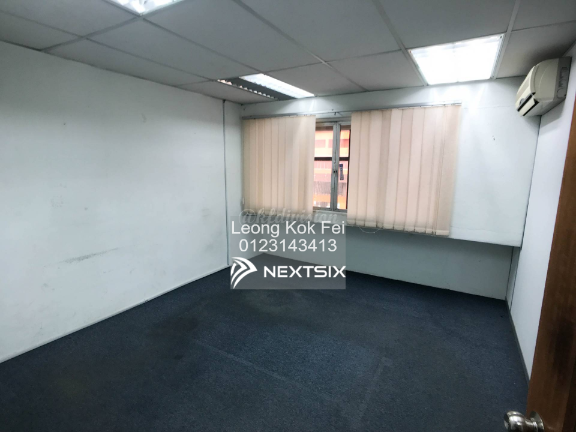 Shop For Rent in SS2 Selangor - Image 6