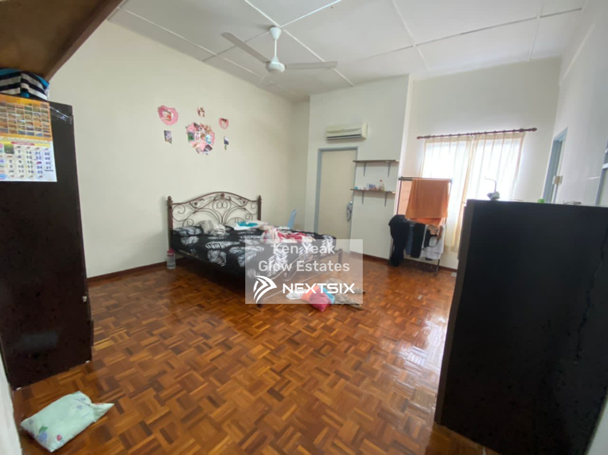 2-sty Terrace/Link House For Sale in Bandar Mahkota Cheras Selangor - Image 5