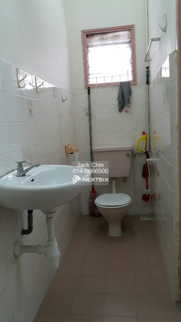 2-sty Terrace/Link House For Rent in Jalan Klang Lama Wilayah Persekutuan Kuala Lumpur - Image 5