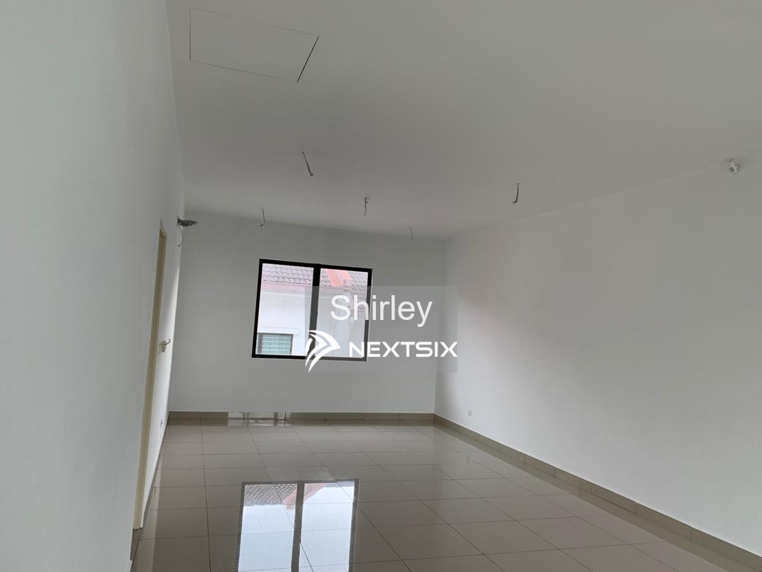3-sty Superlink House For Sale in Bandar Kinrara Selangor - Image 6