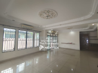 Semi-detached House For Sale in Bandar Bukit Tinggi Selangor - Image 11