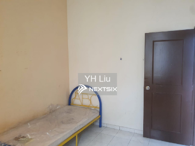 1-sty Terrace/Link House For Sale in Ulu Tiram Johor - Image 8