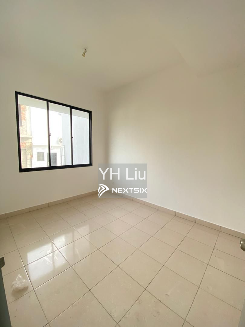 2-sty Terrace/Link House For Sale in Johor Bahru Johor - Image 6