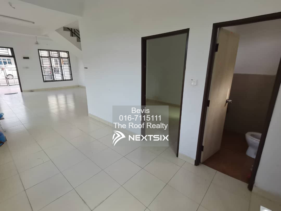 2-sty Terrace/Link House For Sale in Senai Johor - Image 6