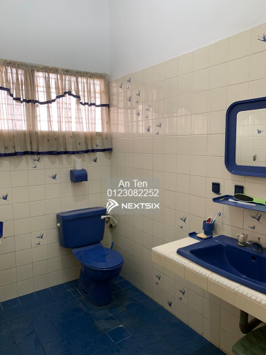 Bungalow For Sale in Petaling Jaya Selangor - Image 6