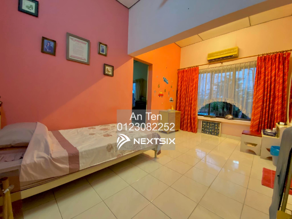 Bungalow For Sale in Petaling Jaya Selangor - Image 7
