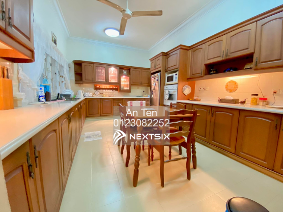 Bungalow For Sale in Petaling Jaya Selangor - Image 8