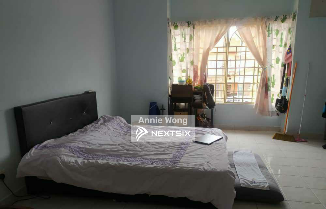 2-sty Terrace/Link House For Sale in Bandar Botanic Selangor - Image 6